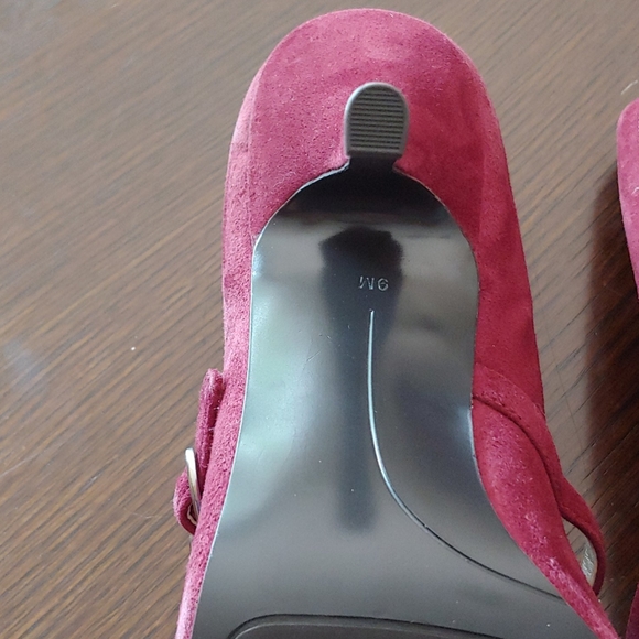 Nine West Burgundy Suede Heels Size 9 - Picture 3 of 7